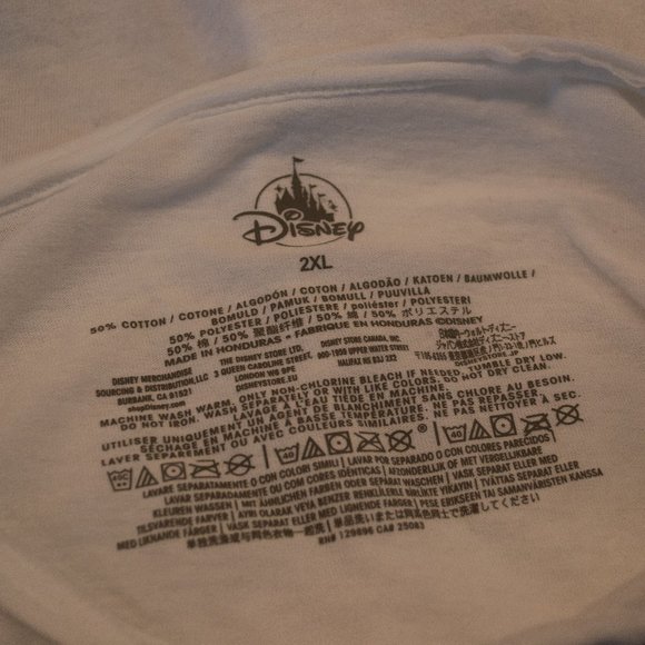 DISNEY Ariel "Total Catch" 2XL Shirt. - Picture 3 of 3